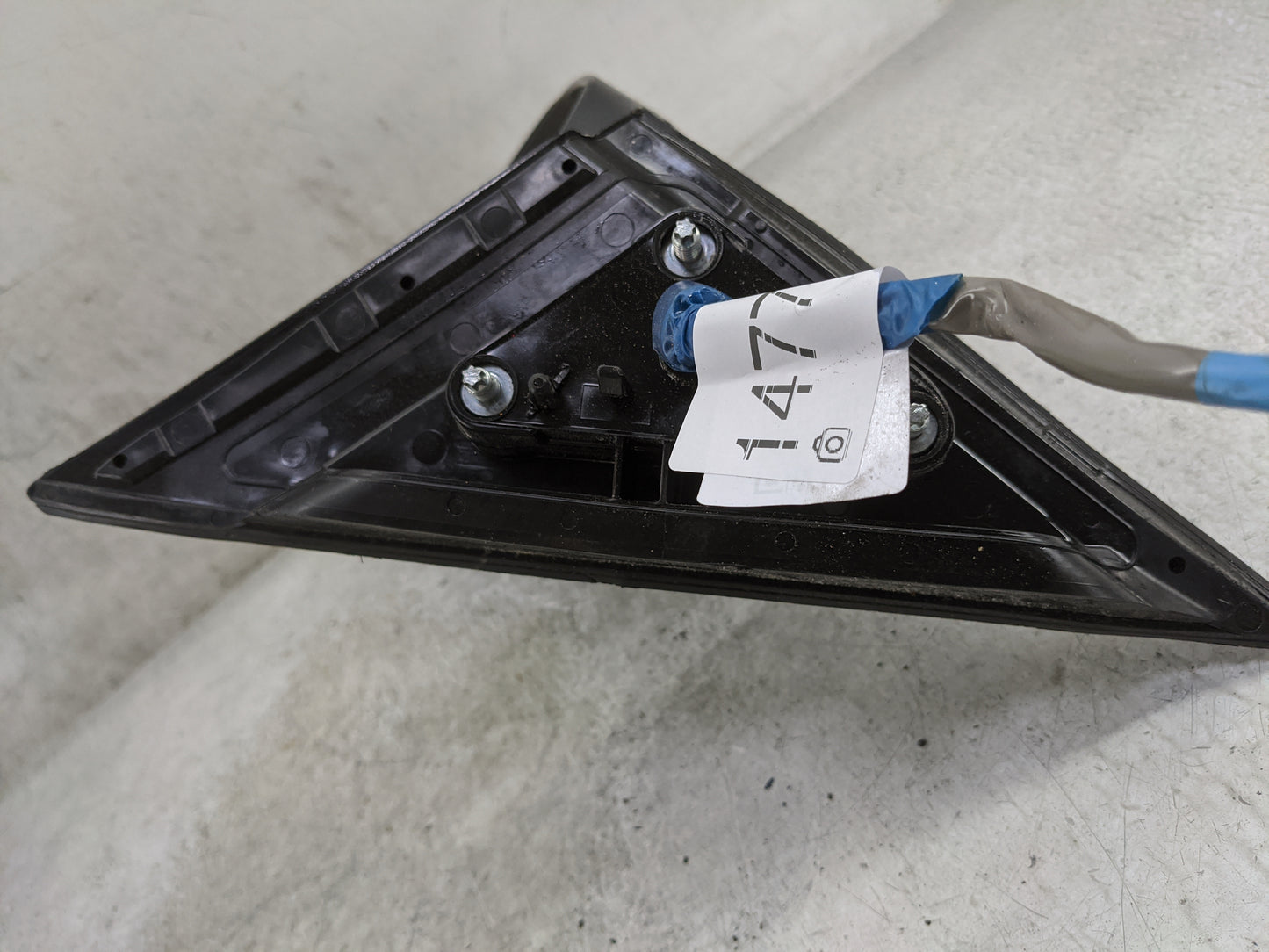 2014-2020 Infiniti Q50 Passenger Side View Mirror - Right Door Mirror OEM Used - Oemusedautoparts1.com