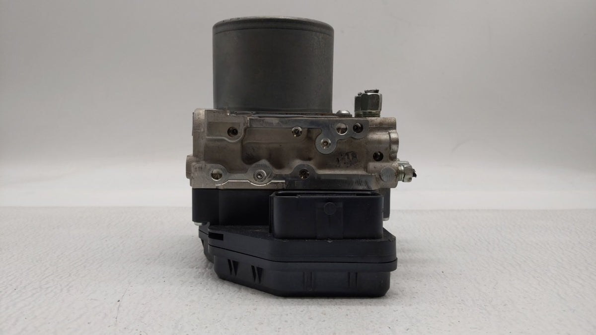 2016-2019 Infiniti Q50 Anti-Lock Brake ABS Pump Module Actuator OEM P/N:47660 4GG1A Fits Fits 2016 2017 2018 2019 OEM Used A