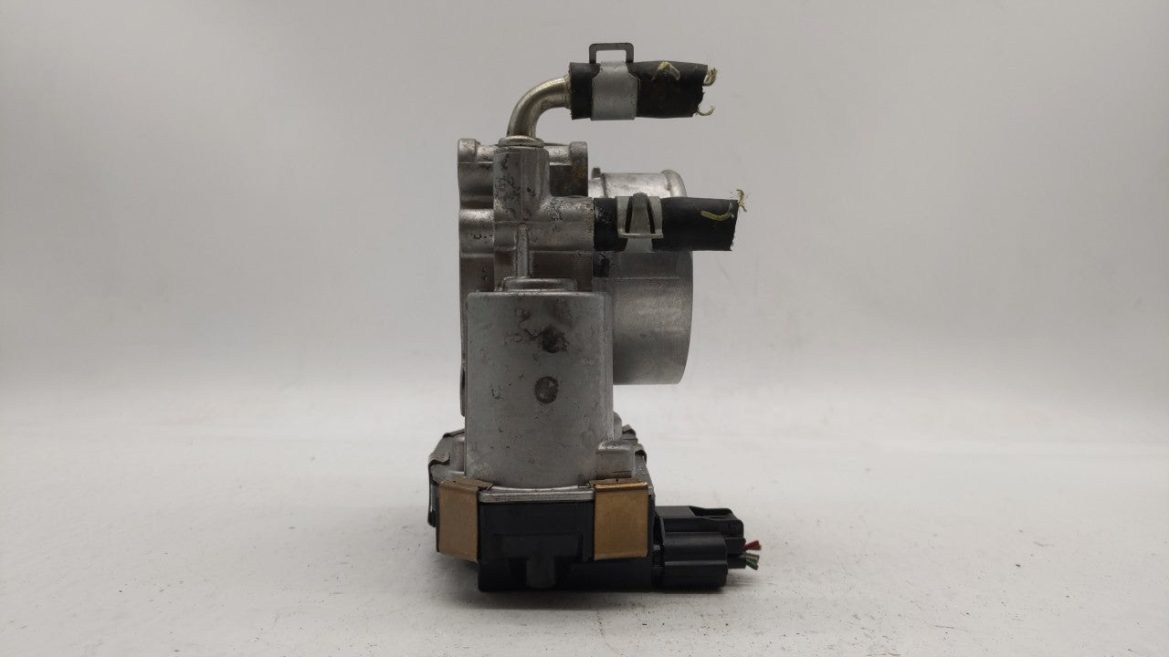 2016-2018 Infiniti Q50 Throttle Body P/N:RME60-52 Fits Fits 2016 2017 2018 OEM Used Auto Parts - Oemusedautoparts1.com