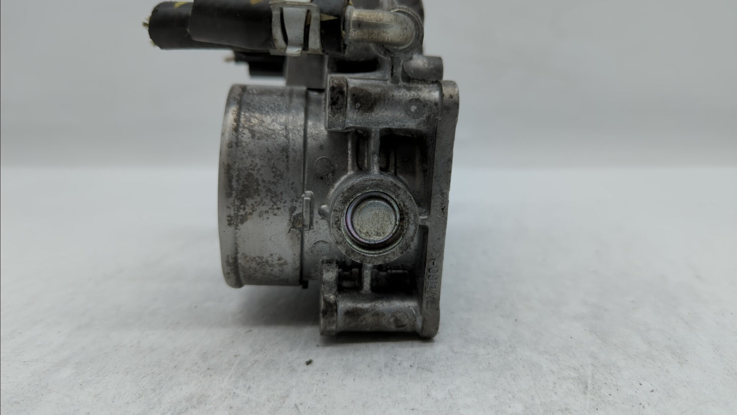 2016-2018 Infiniti Q50 Throttle Body P/N:RME60-52 Fits Fits 2016 2017 2018 OEM Used Auto Parts - Oemusedautoparts1.com