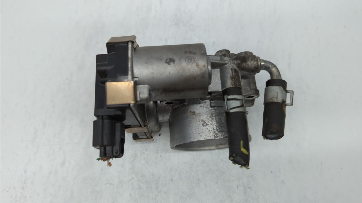 2016-2018 Infiniti Q50 Throttle Body P/N:RME60-52 Fits Fits 2016 2017 2018 OEM Used Auto Parts - Oemusedautoparts1.com