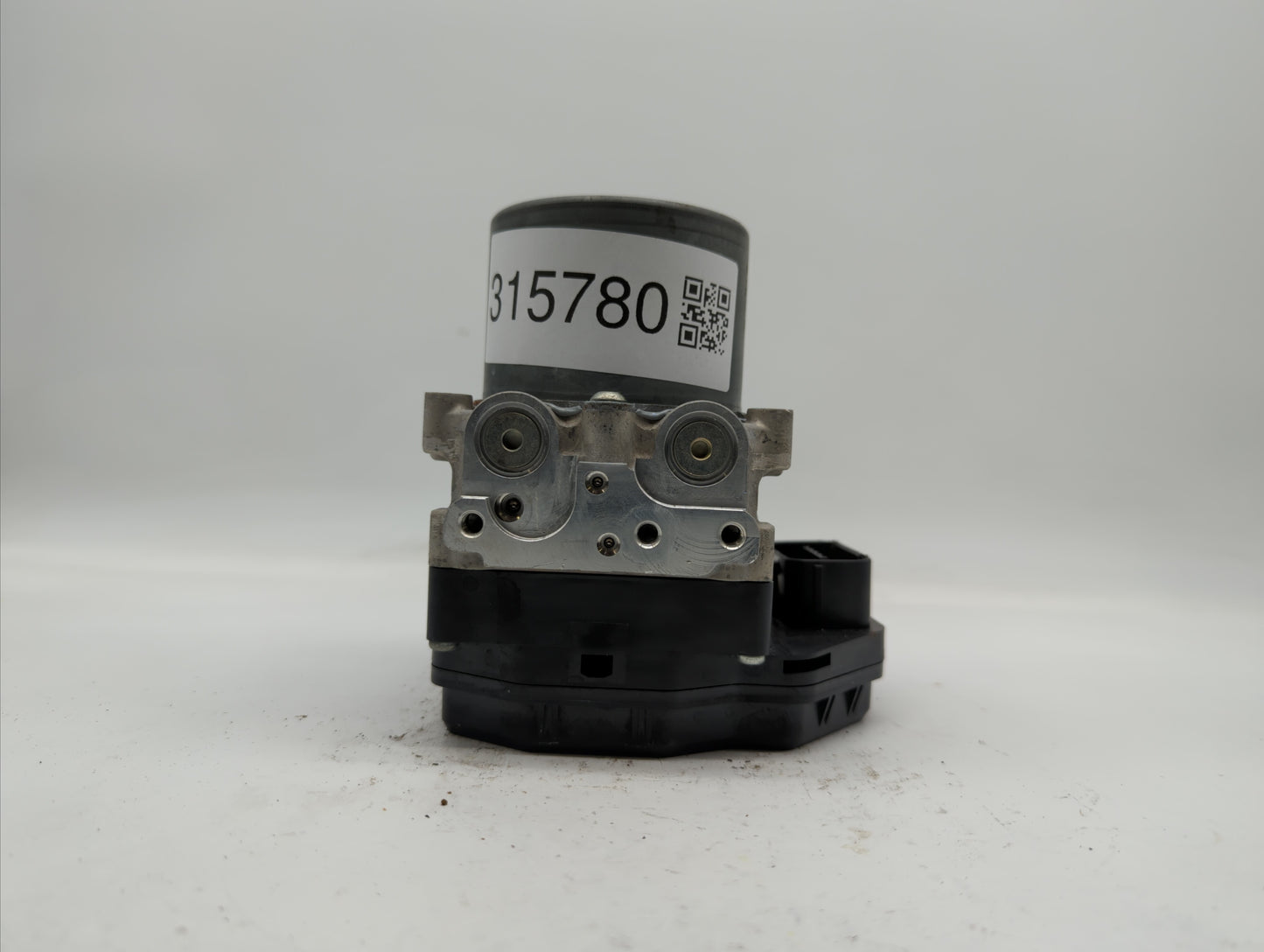 2016-2017 Infiniti Q50 ABS Pump Control Module Replacement P/N:47660 4GH0A Fits Fits 2016 2017 OEM Used Auto Parts - Oemused