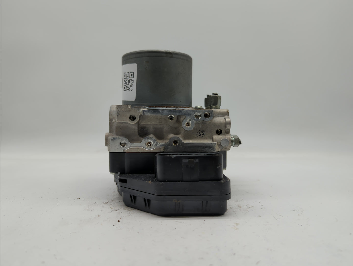 2016-2017 Infiniti Q50 ABS Pump Control Module Replacement P/N:47660 4GH0A Fits Fits 2016 2017 OEM Used Auto Parts - Oemused