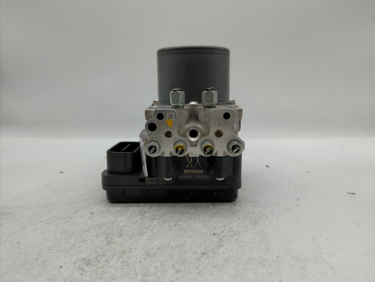 2016-2017 Infiniti Q50 ABS Pump Control Module Replacement P/N:47660 4GH0A Fits Fits 2016 2017 OEM Used Auto Parts - Oemused