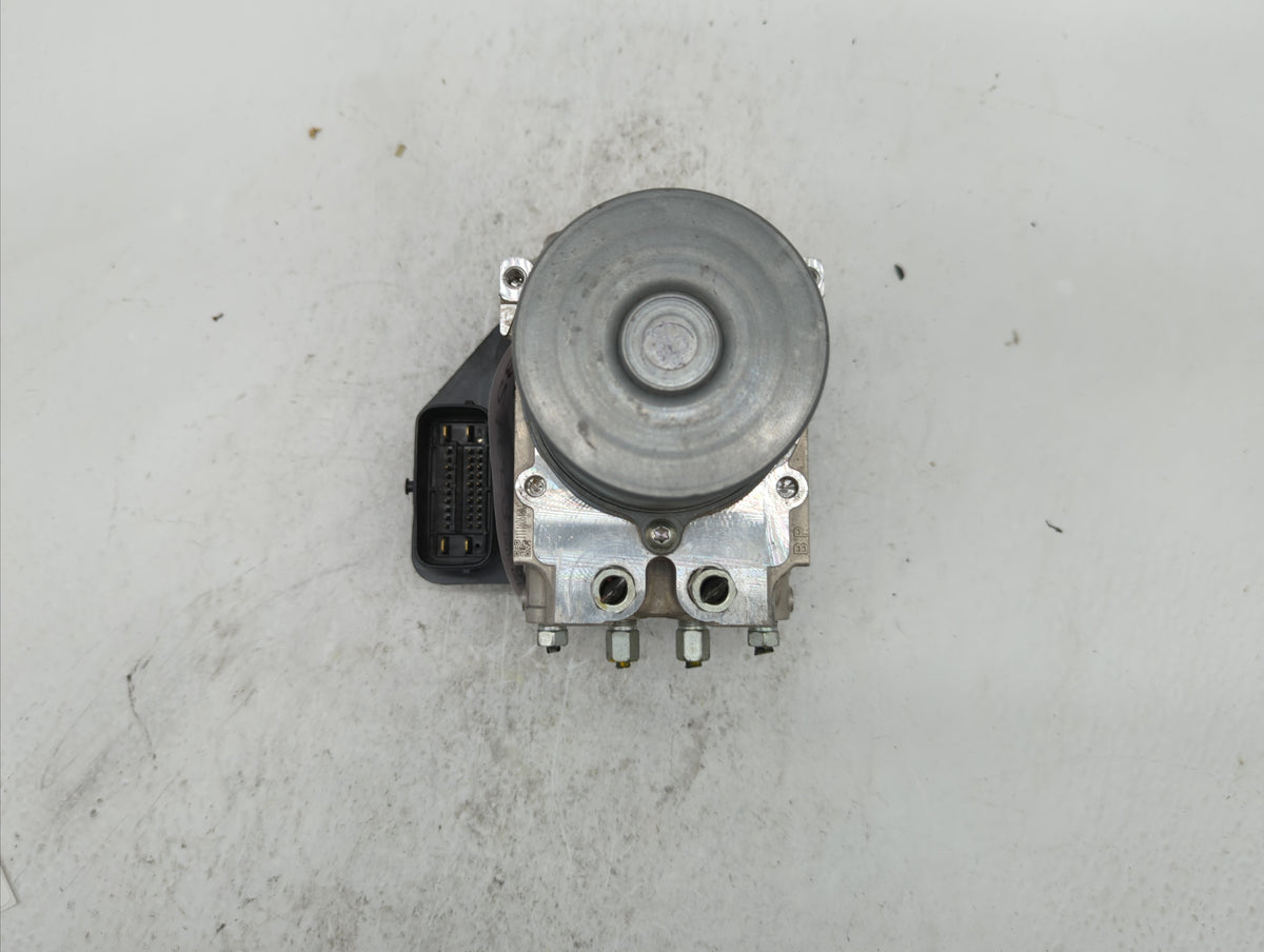 2016-2017 Infiniti Q50 Anti-Lock Brake ABS Pump Module Actuator OEM P/N:47660 4GH0A Fits Fits 2016 2017 OEM Used Auto Parts 