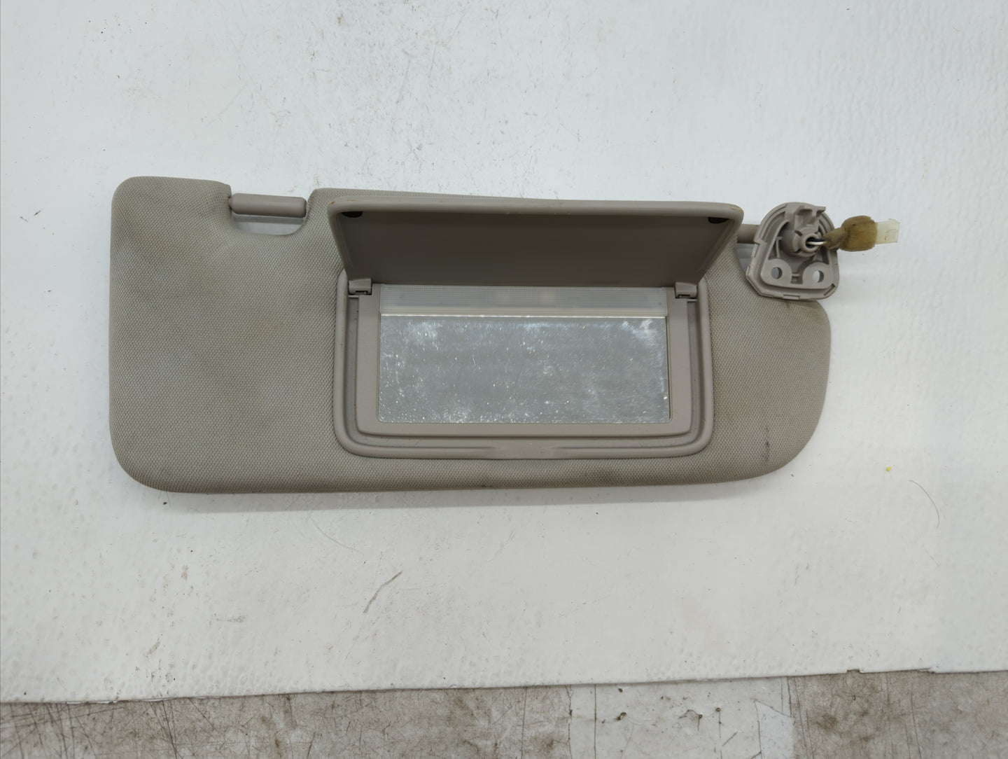 2014-2018 Infiniti Q50 Sun Visor Shade Replacement Passenger Right Mirror Fits Fits 2014 2015 2016 2017 2018 OEM Used Auto P