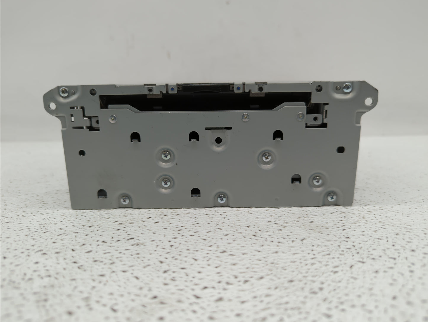 2016-2018 Infiniti Q50 Am Fm Cd Player Radio Receiver - Oemusedautoparts1.com