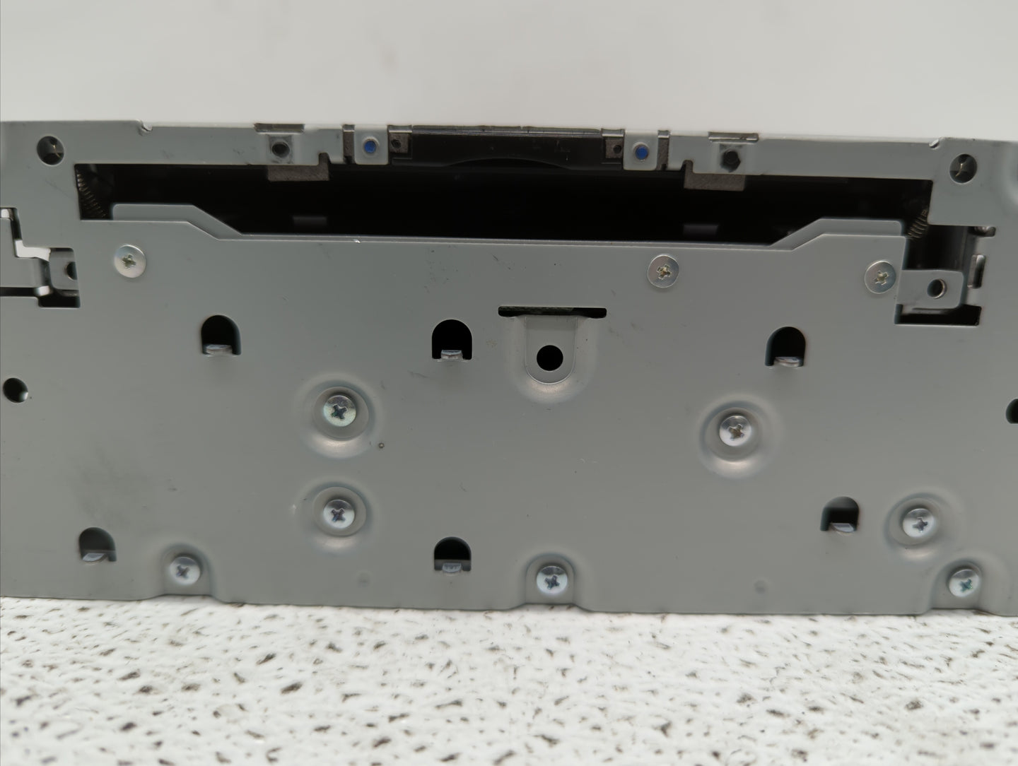 2016-2018 Infiniti Q50 Am Fm Cd Player Radio Receiver - Oemusedautoparts1.com