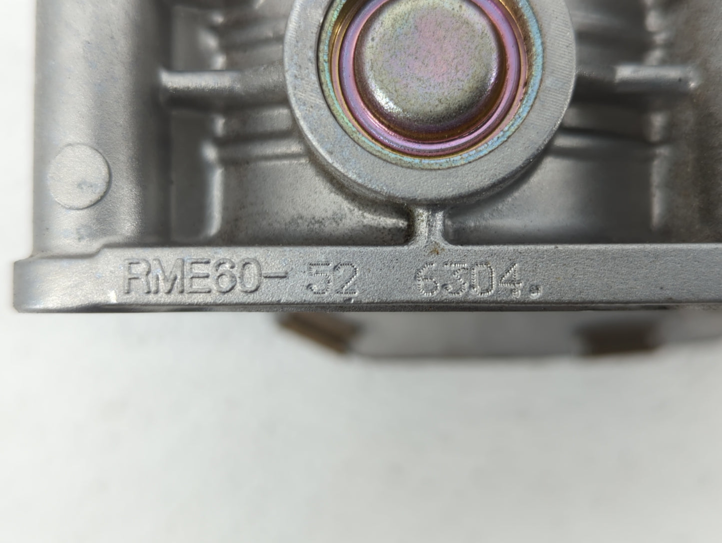 2016-2018 Infiniti Q50 Throttle Body P/N:RME60-52 Fits Fits 2016 2017 2018 OEM Used Auto Parts - Oemusedautoparts1.com