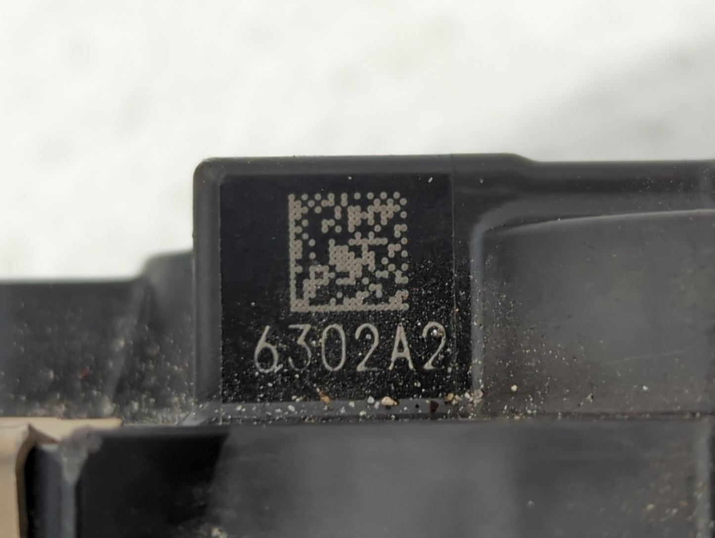 2016-2018 Infiniti Q50 Throttle Body P/N:RME60-52 Fits Fits 2016 2017 2018 OEM Used Auto Parts - Oemusedautoparts1.com