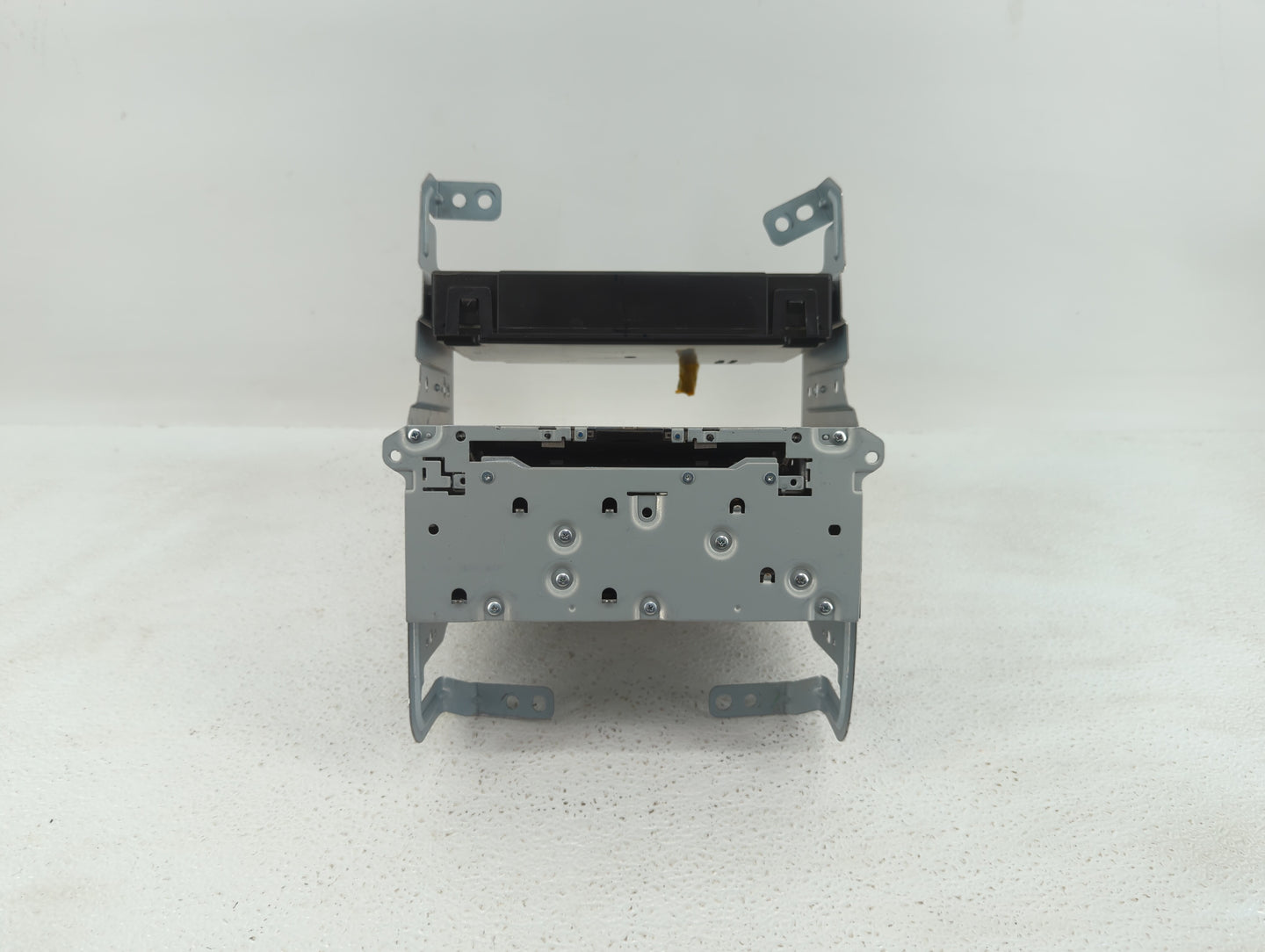 2016-2018 Infiniti Q50 Am Fm Cd Player Radio Receiver - Oemusedautoparts1.com
