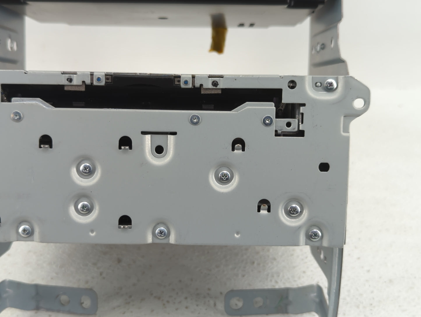 2016-2018 Infiniti Q50 Am Fm Cd Player Radio Receiver - Oemusedautoparts1.com