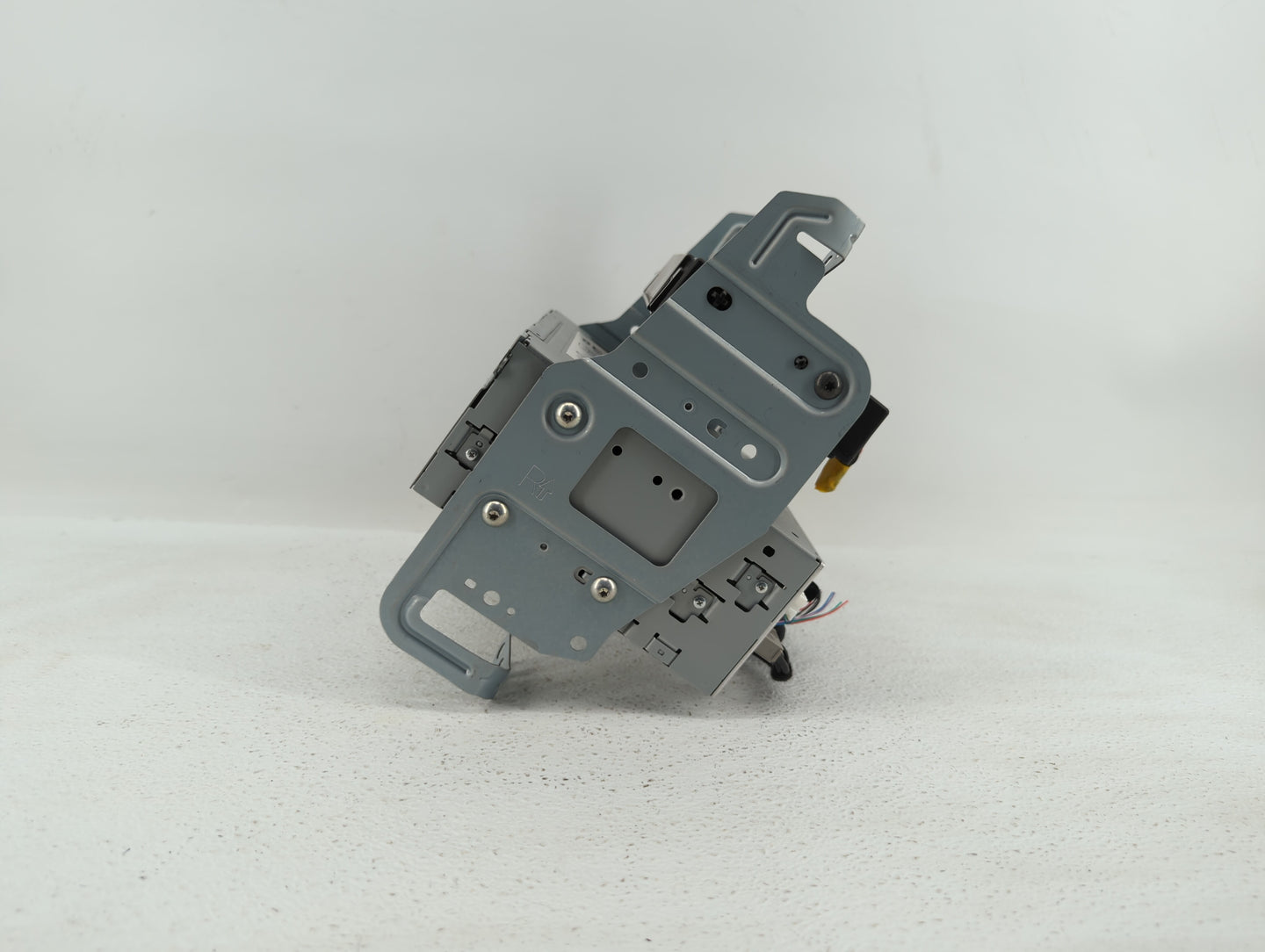 2016-2018 Infiniti Q50 Am Fm Cd Player Radio Receiver - Oemusedautoparts1.com