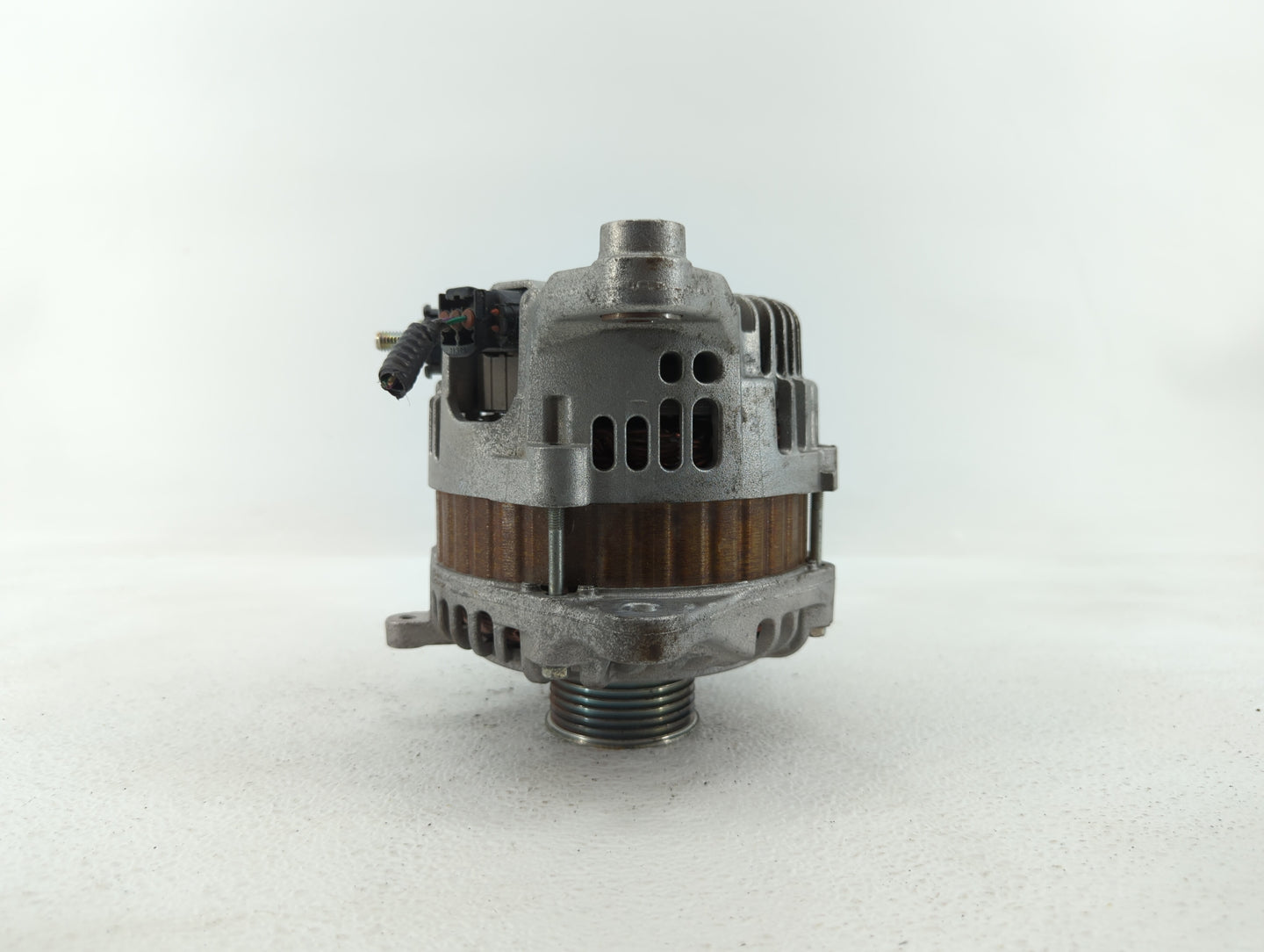 2016-2018 Infiniti Q50 Alternator Replacement Generator Charging Assembly Engine OEM P/N:23100 4HK6A 23100 4HK1A Fits OEM Us