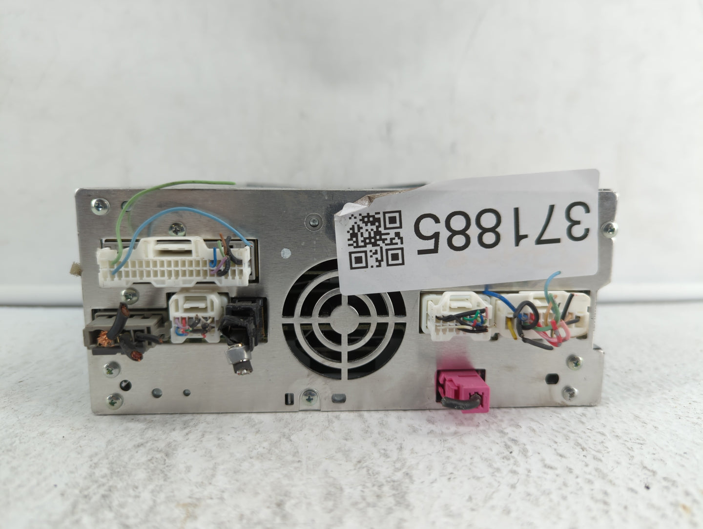 2016-2018 Infiniti Q50 Am Fm Cd Player Radio Receiver - Oemusedautoparts1.com