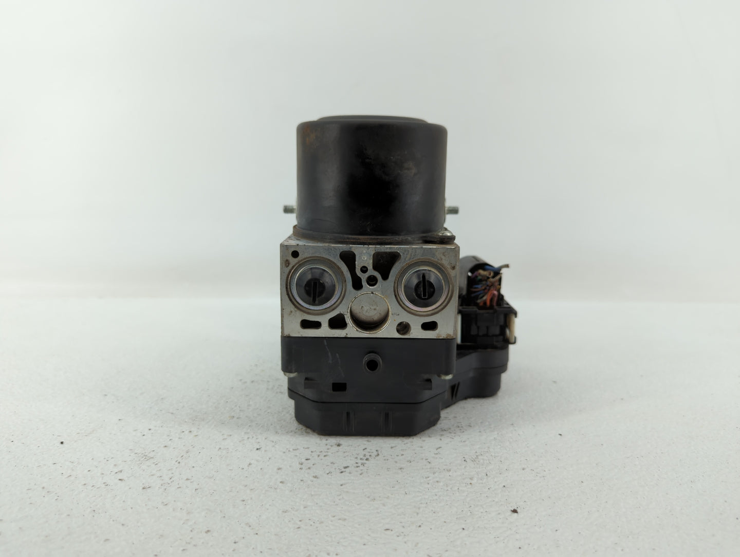 2016-2018 Infiniti Q50 ABS Pump Control Module Replacement P/N:44540-48140 47660 4GG1A Fits Fits 2016 2017 2018 OEM Used Aut