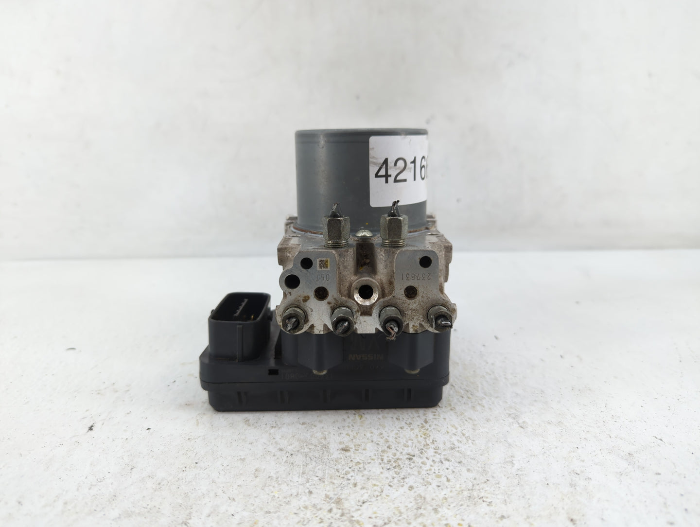2016-2017 Infiniti Q50 ABS Pump Control Module Replacement P/N:47660 4GH0A 47660 4GK0A Fits Fits 2016 2017 OEM Used Auto Par