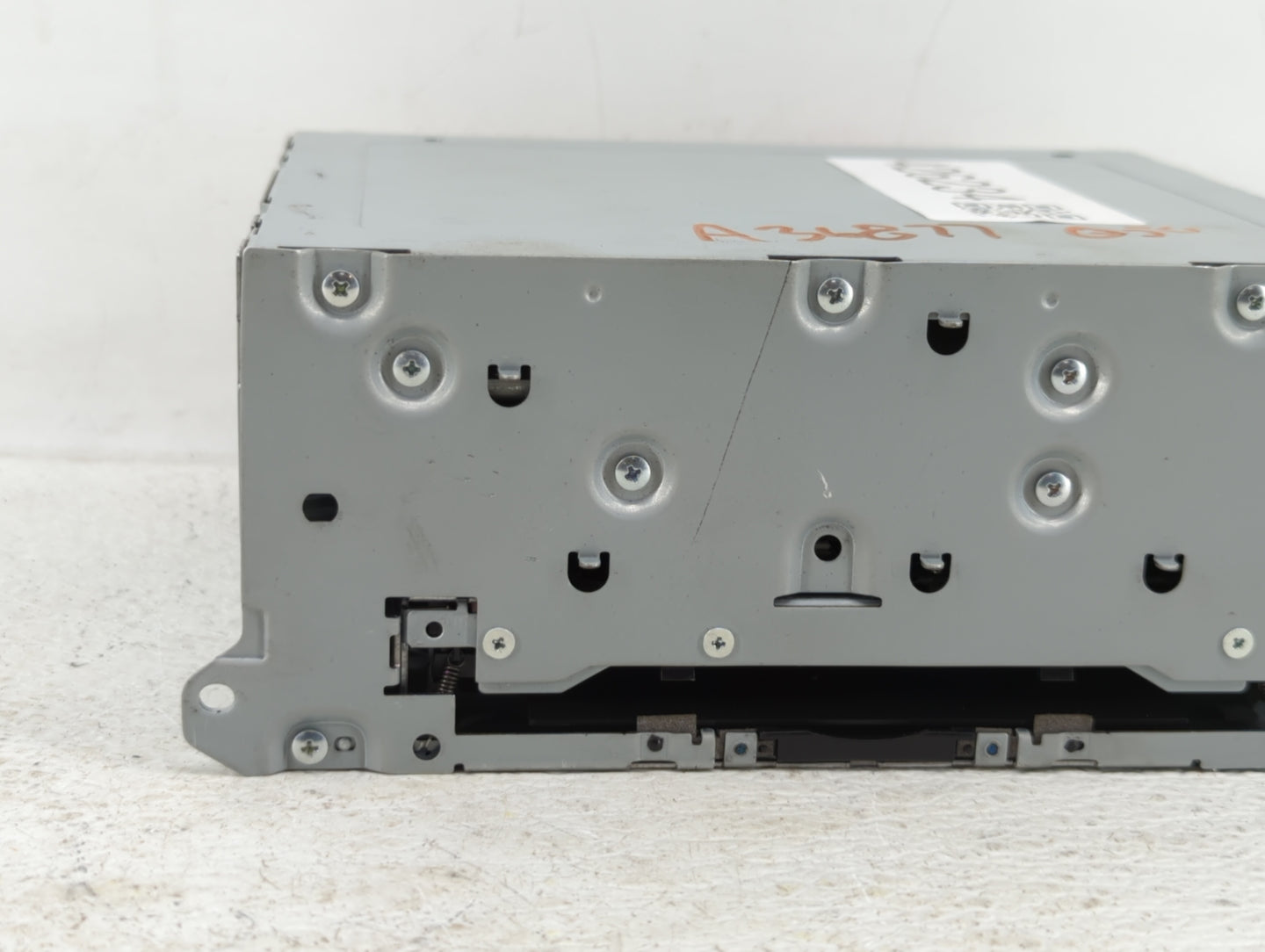 2014-2018 Infiniti Q50 Am Fm Cd Player Radio Receiver - Oemusedautoparts1.com