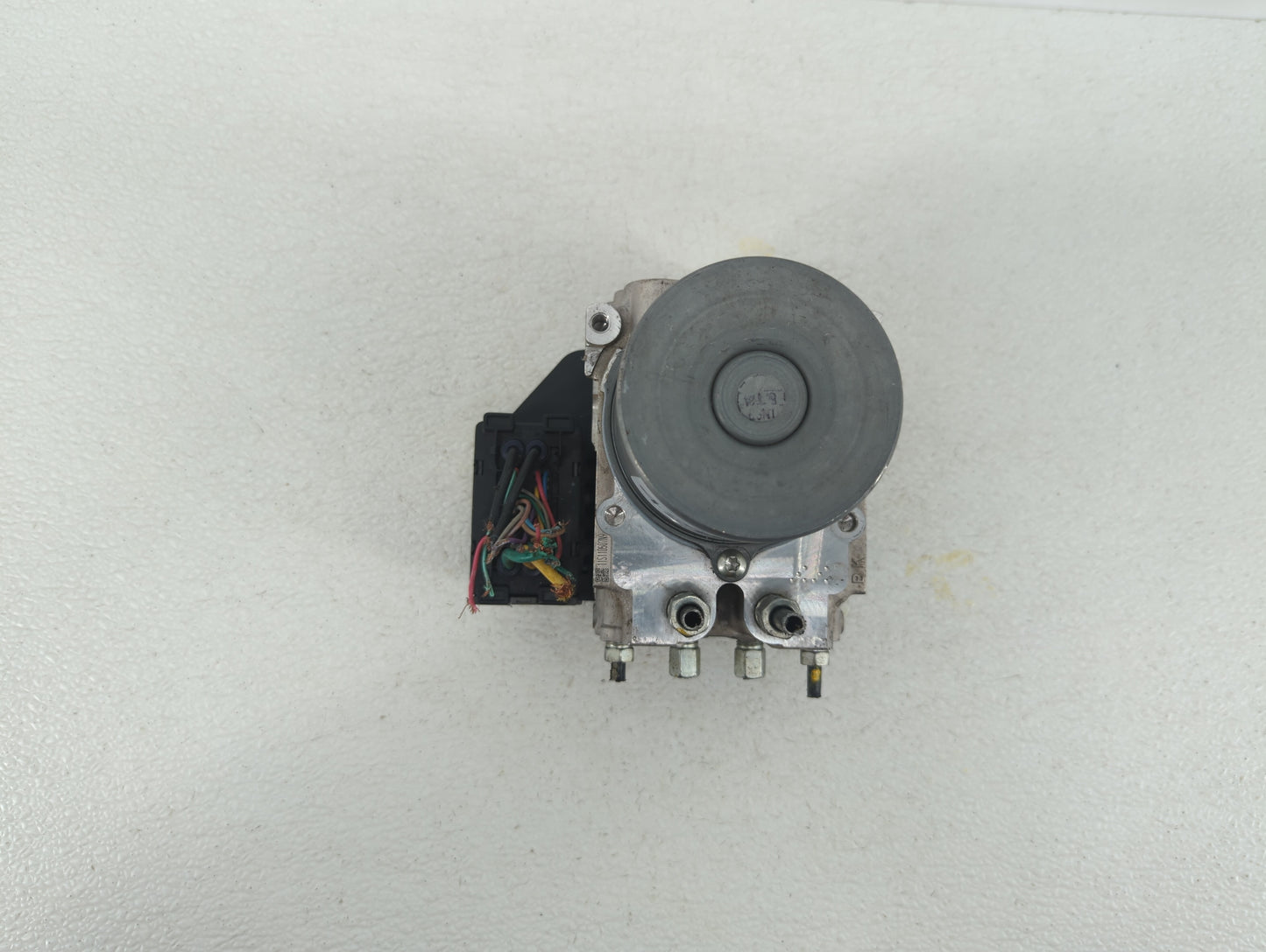 2016-2017 Infiniti Q50 ABS Pump Control Module Replacement P/N:47660 4GK1A 47660 4GH0A, 47660 4GK0A Fits Fits 2016 2017 OEM 