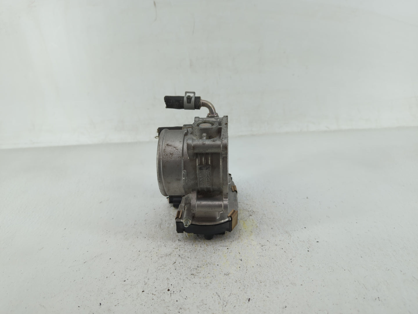 2016-2020 Infiniti Q50 Throttle Body P/N:RME60-52 Fits Fits 2016 2017 2018 2019 2020 OEM Used Auto Parts - Oemusedautoparts1