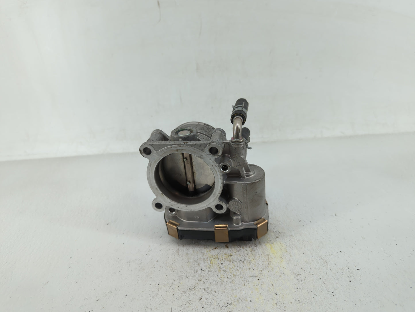 2016-2020 Infiniti Q50 Throttle Body P/N:RME60-52 Fits Fits 2016 2017 2018 2019 2020 OEM Used Auto Parts - Oemusedautoparts1