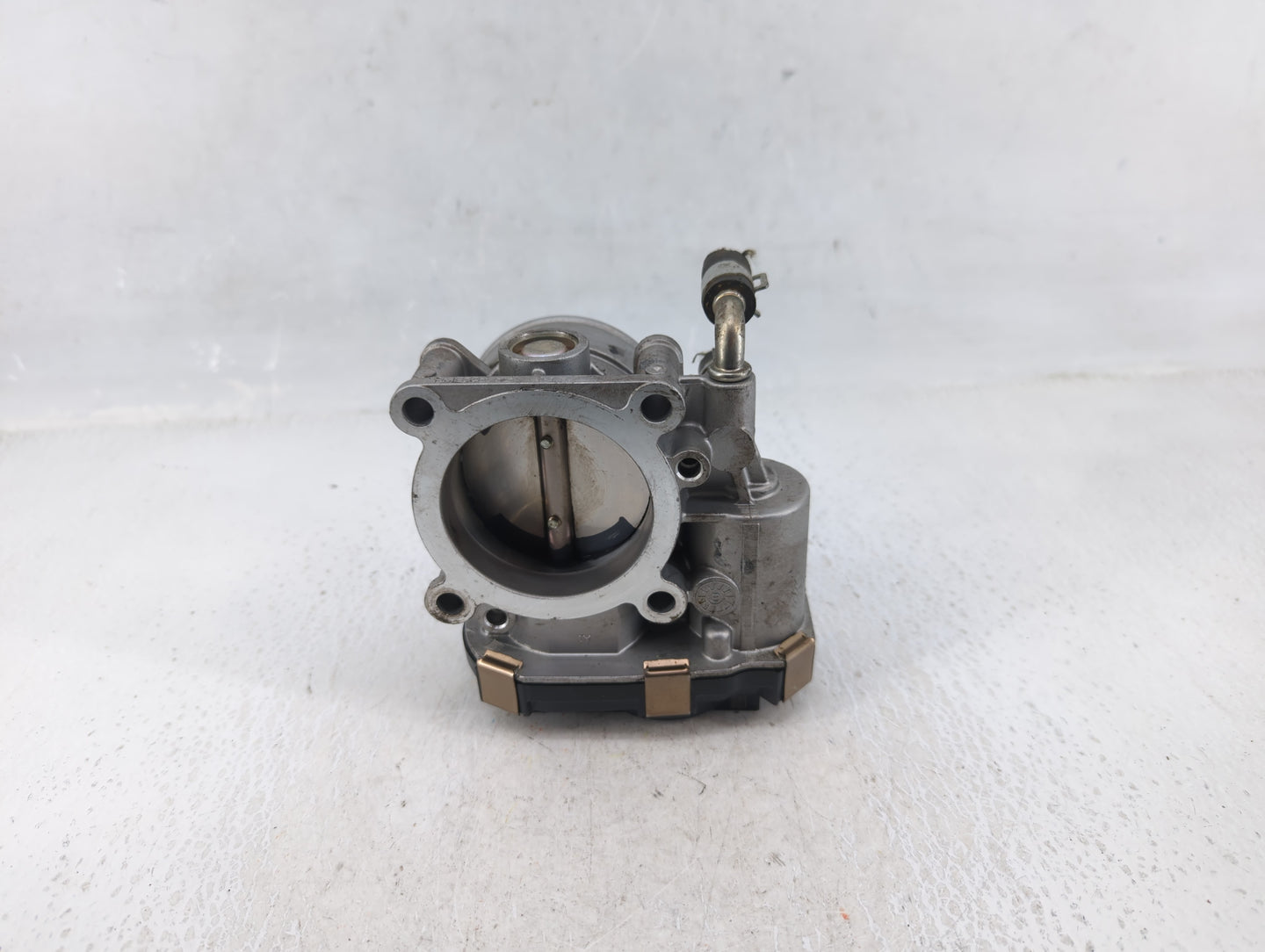 2016-2020 Infiniti Q50 Throttle Body P/N:RME60-52 Fits Fits 2016 2017 2018 2019 2020 OEM Used Auto Parts - Oemusedautoparts1