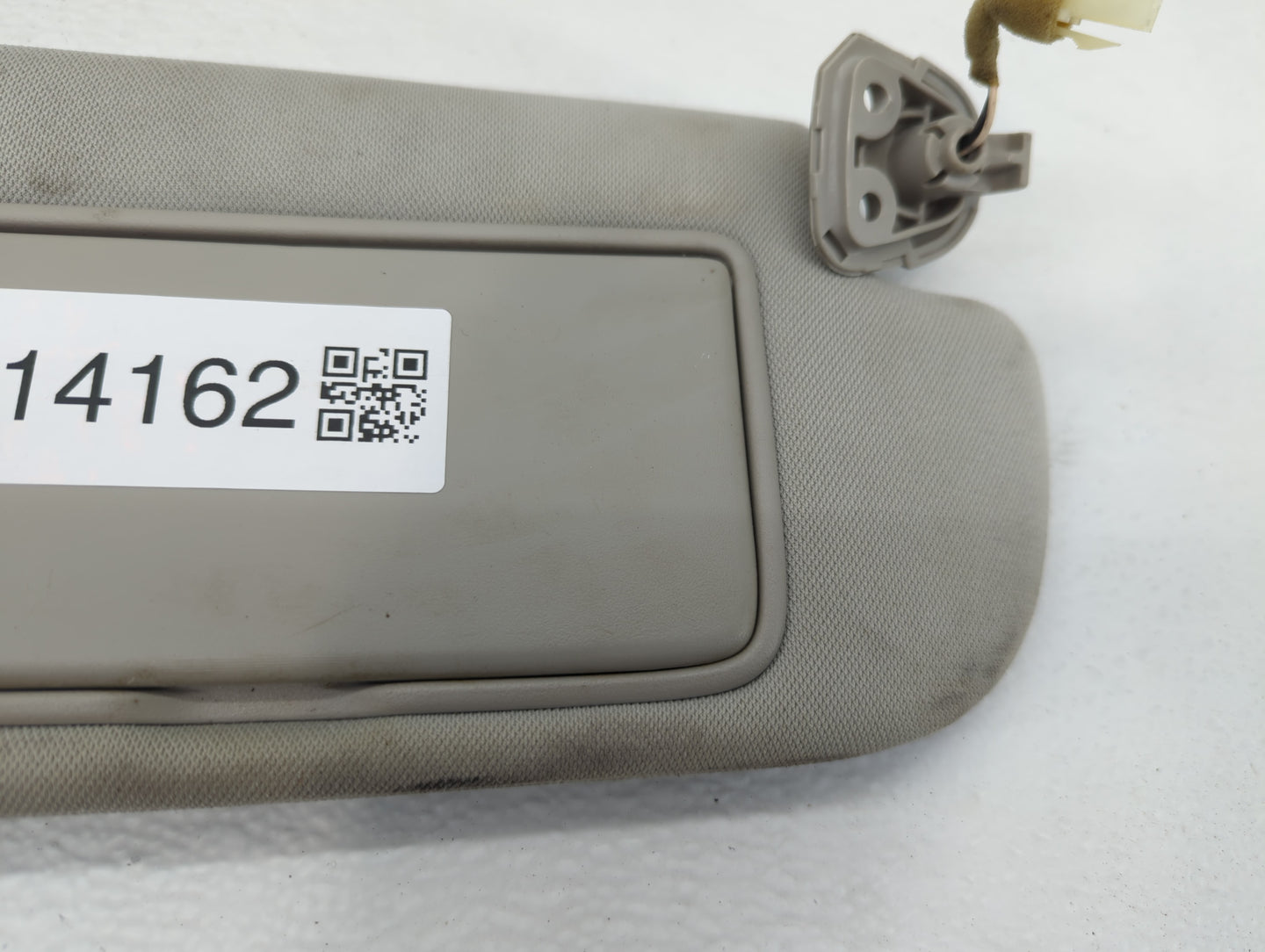 2014-2020 Infiniti Q50 Sun Visor Shade Replacement Passenger Right Mirror Fits Fits 2014 2015 2016 2017 2018 2019 2020 OEM U