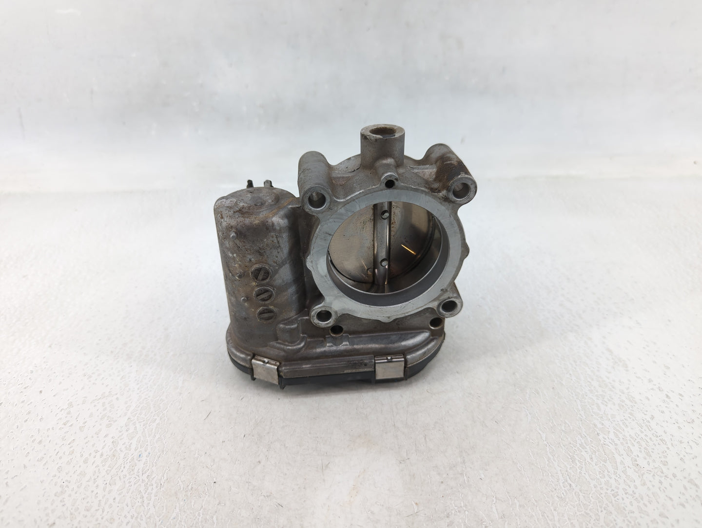 2016-2019 Infiniti Q50 Throttle Body P/N:0 280 750 541 A 270 141 00 25 Fits Fits 2016 2017 2018 2019 OEM Used Auto Parts - O