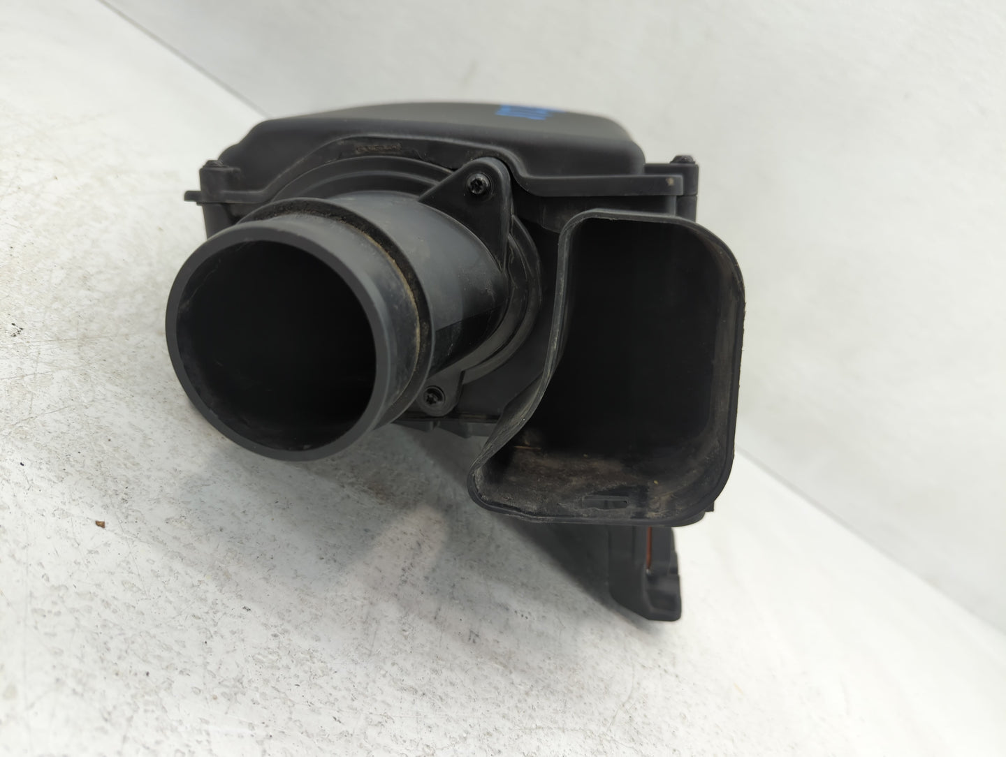 2016-2019 Infiniti Q50 Air Cleaner Intake-duct Hose Tube - Oemusedautoparts1.com