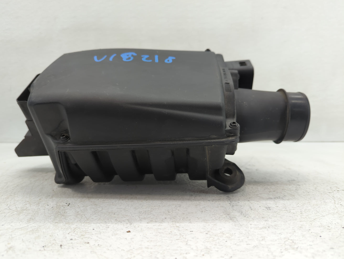 2016-2019 Infiniti Q50 Air Cleaner Intake-duct Hose Tube - Oemusedautoparts1.com