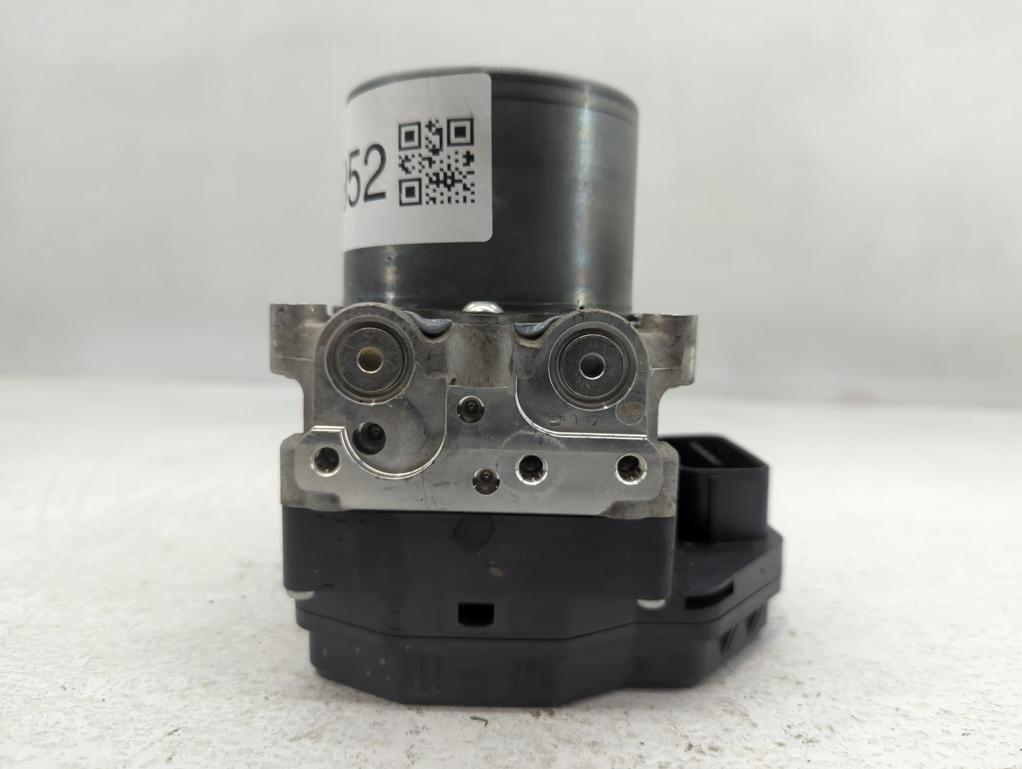 2016-2017 Infiniti Q50 ABS Pump Control Module Replacement P/N:47660 4GK1A Fits Fits 2016 2017 OEM Used Auto Parts - Oemused