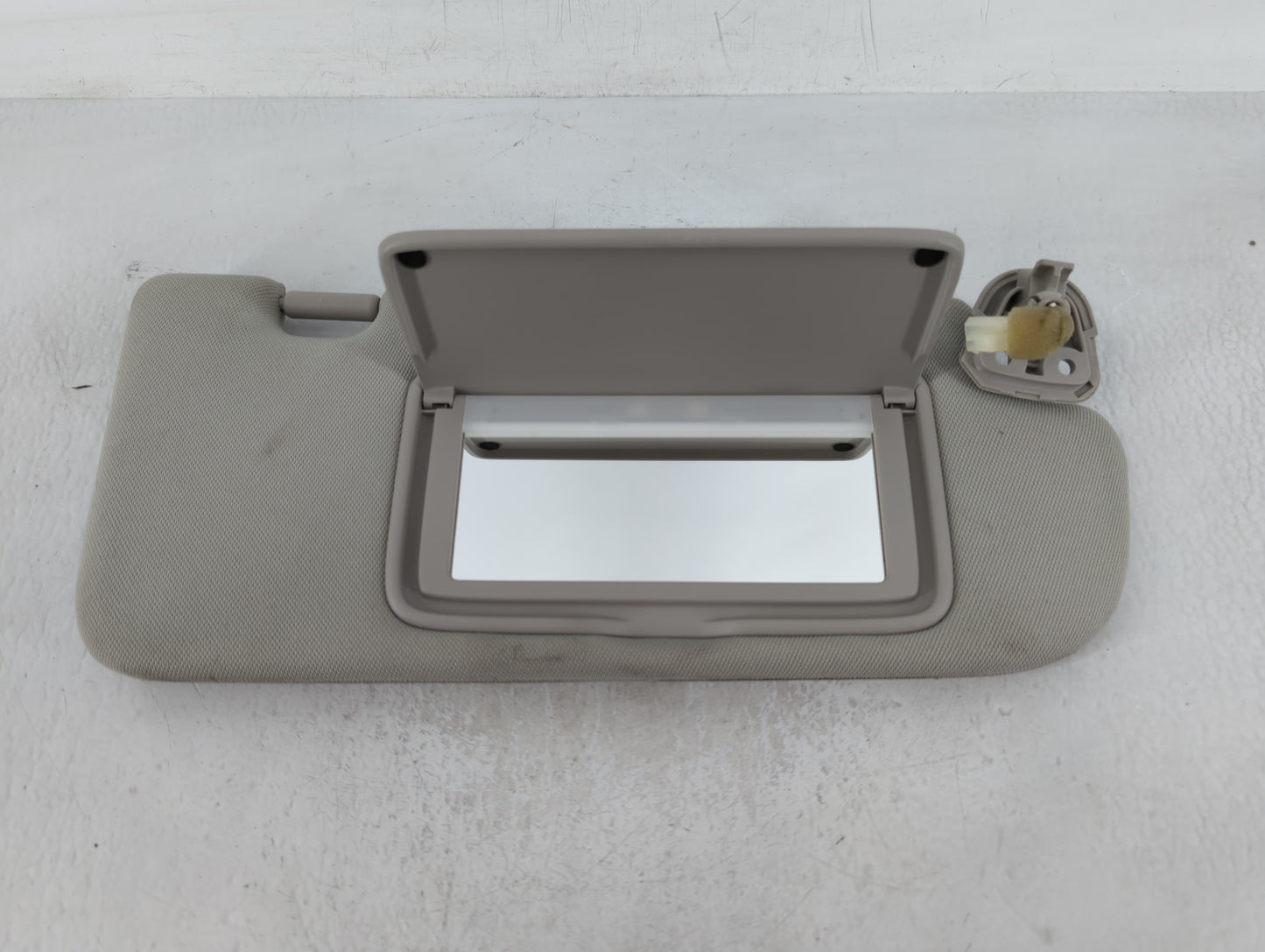 2014-2020 Infiniti Q50 Sun Visor Shade Replacement Passenger Right Mirror Fits Fits 2014 2015 2016 2017 2018 2019 2020 OEM U