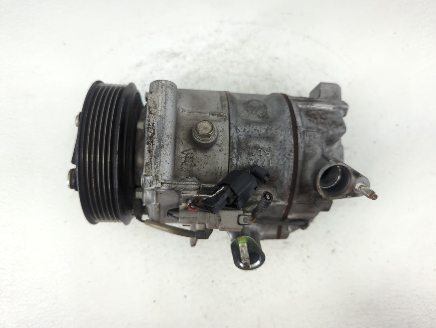 2016-2020 Infiniti Q50 Air Conditioning A/c Ac Compressor Oem - Oemusedautoparts1.com