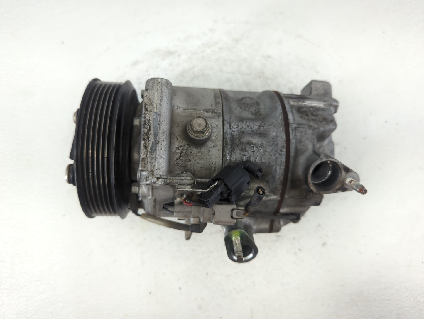 2016-2020 Infiniti Q50 Air Conditioning A/c Ac Compressor Oem - Oemusedautoparts1.com