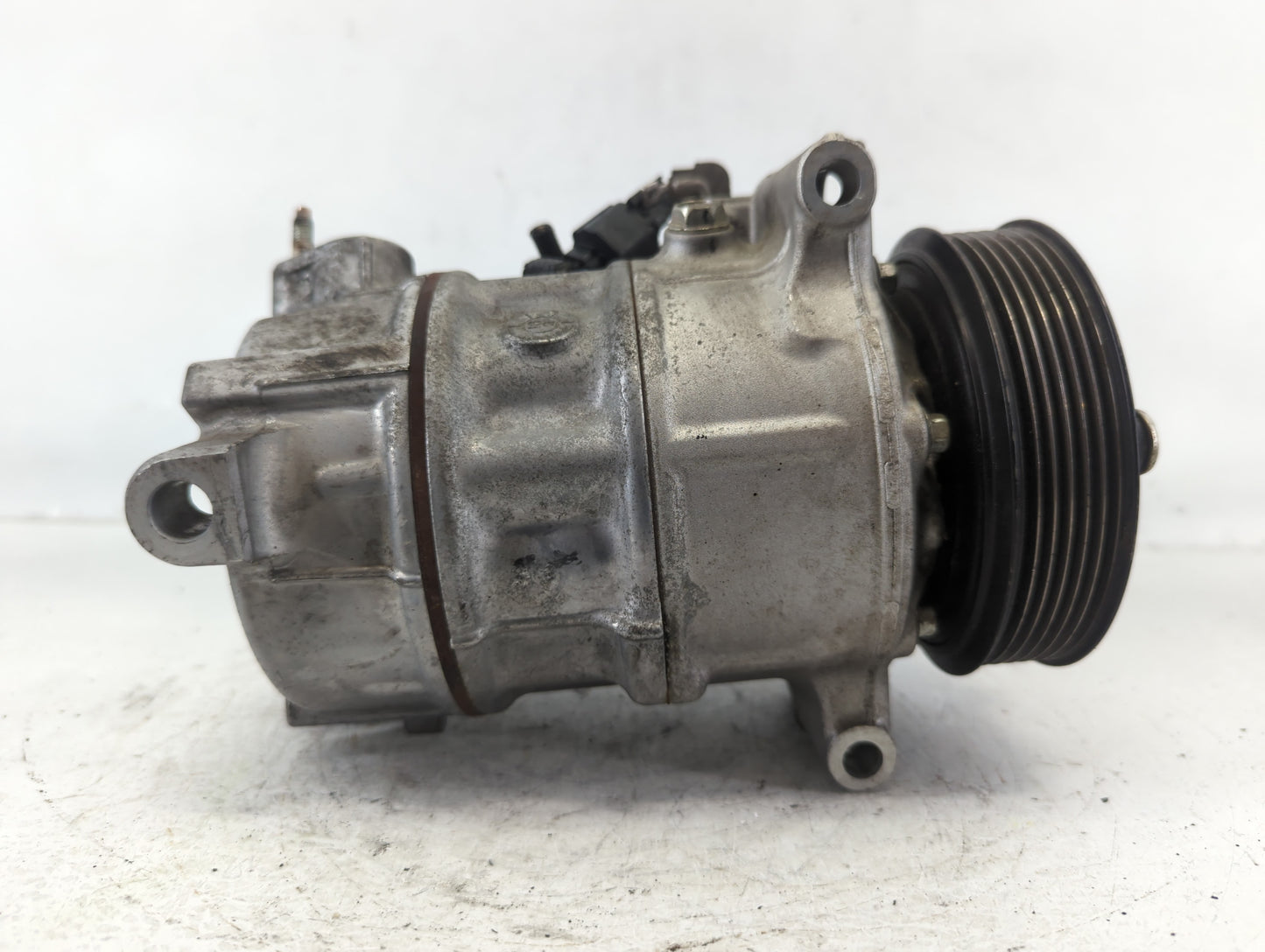 2016-2020 Infiniti Q50 Air Conditioning A/c Ac Compressor Oem - Oemusedautoparts1.com