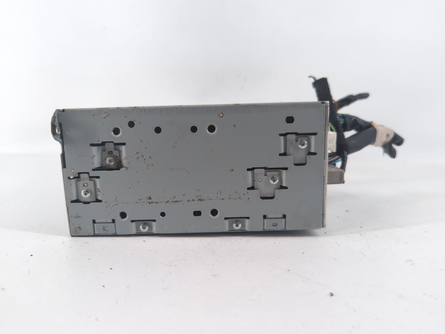 2016-2018 Infiniti Q50 Am Fm Cd Player Radio Receiver - Oemusedautoparts1.com