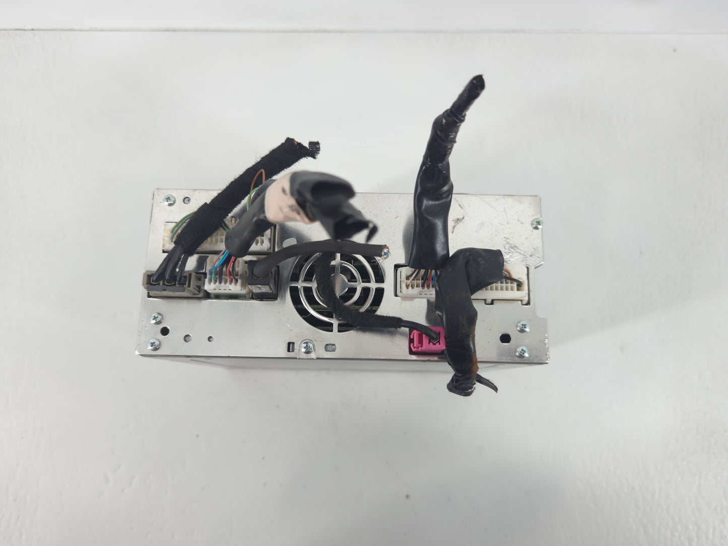 2016-2018 Infiniti Q50 Am Fm Cd Player Radio Receiver - Oemusedautoparts1.com
