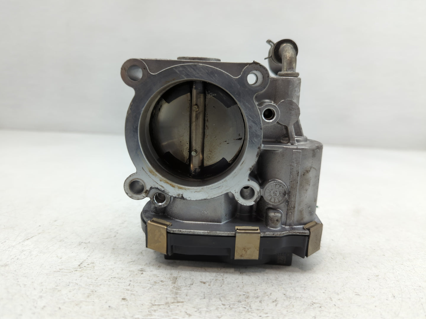 2016-2020 Infiniti Q50 Throttle Body P/N:5Z08 RME60-52 Fits Fits 2016 2017 2018 2019 2020 OEM Used Auto Parts - Oemusedautop