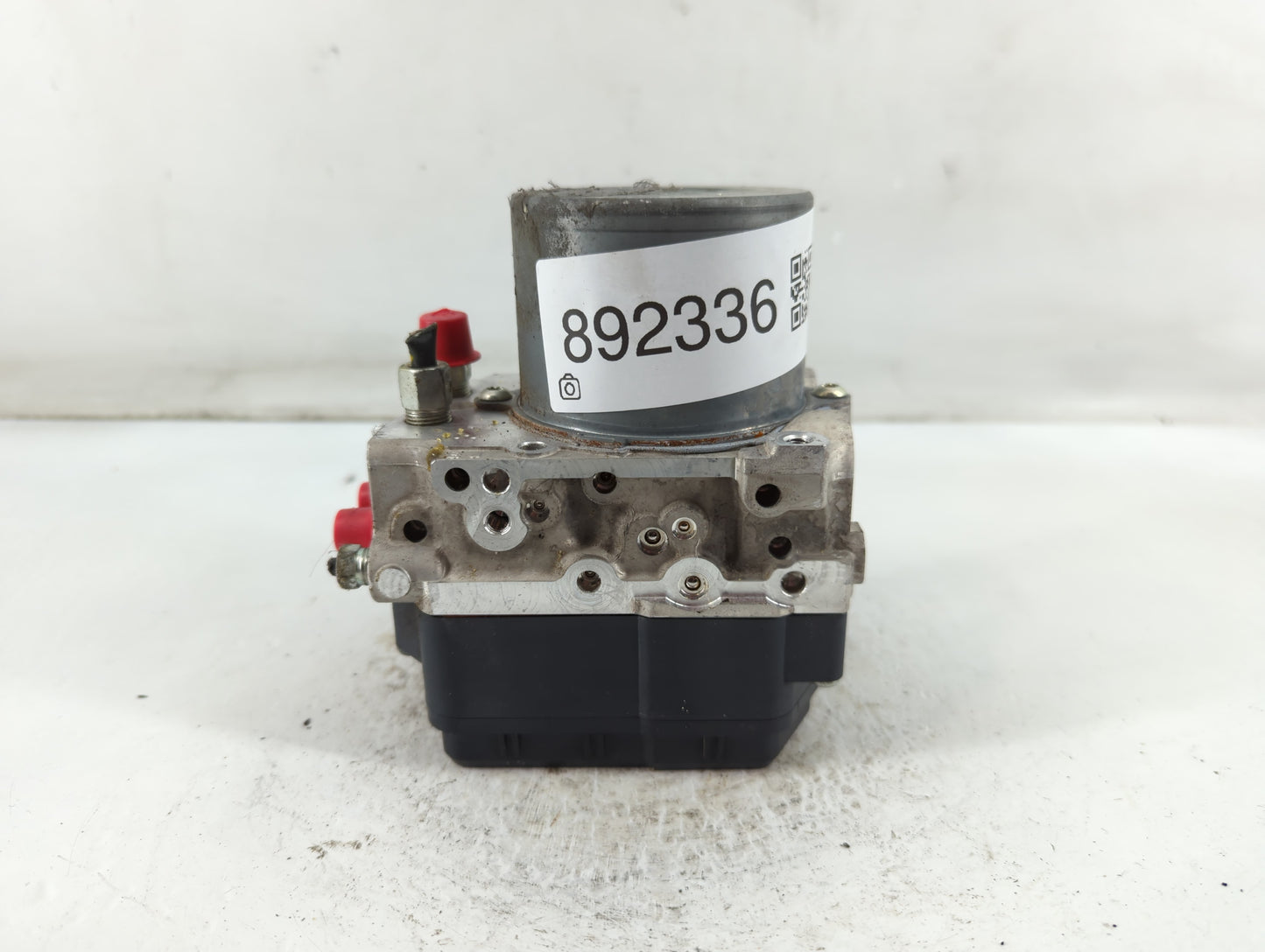 2016-2017 Infiniti Q50 ABS Pump Control Module Replacement P/N:47660 4GH0A Fits Fits 2016 2017 OEM Used Auto Parts - Oemused