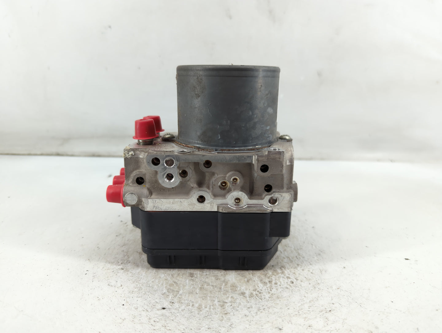 2016-2017 Infiniti Q50 ABS Pump Control Module Replacement P/N:133000-0801 47660 4GK0A Fits Fits 2016 2017 OEM Used Auto Par