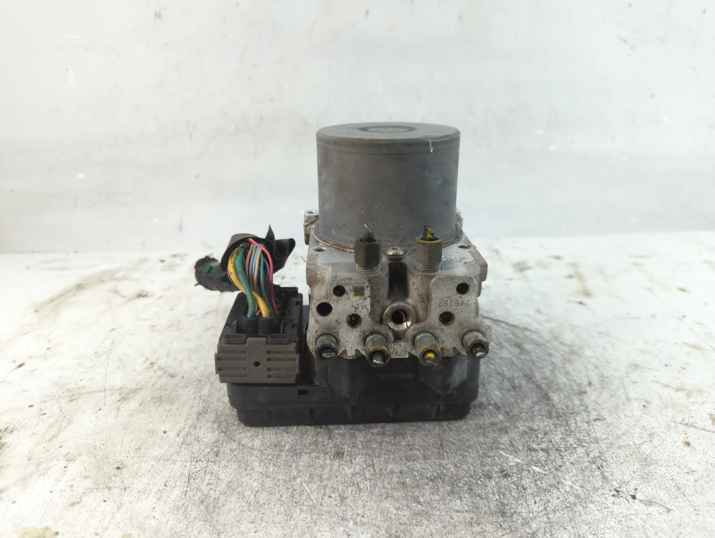 2016-2017 Infiniti Q50 ABS Pump Control Module Replacement P/N:47660 4GK0A Fits Fits 2016 2017 OEM Used Auto Parts - Oemused