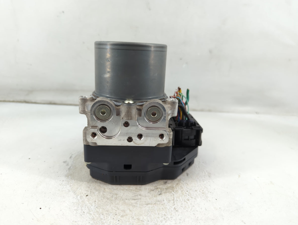 2016-2017 Infiniti Q50 Anti-Lock Brake ABS Pump Module Actuator OEM P/N:47660 4GH1A Fits Fits 2016 2017 OEM Used Auto Parts 