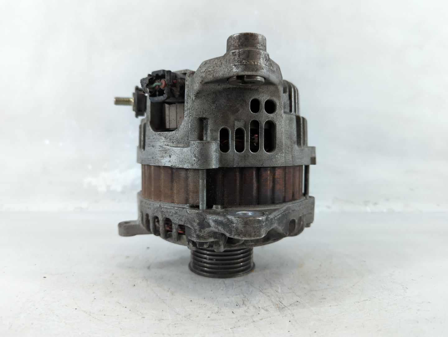 2016-2020 Infiniti Q50 Alternator Replacement Generator Charging Assembly Engine OEM P/N:23100 4HK6A Fits OEM Used Auto Part