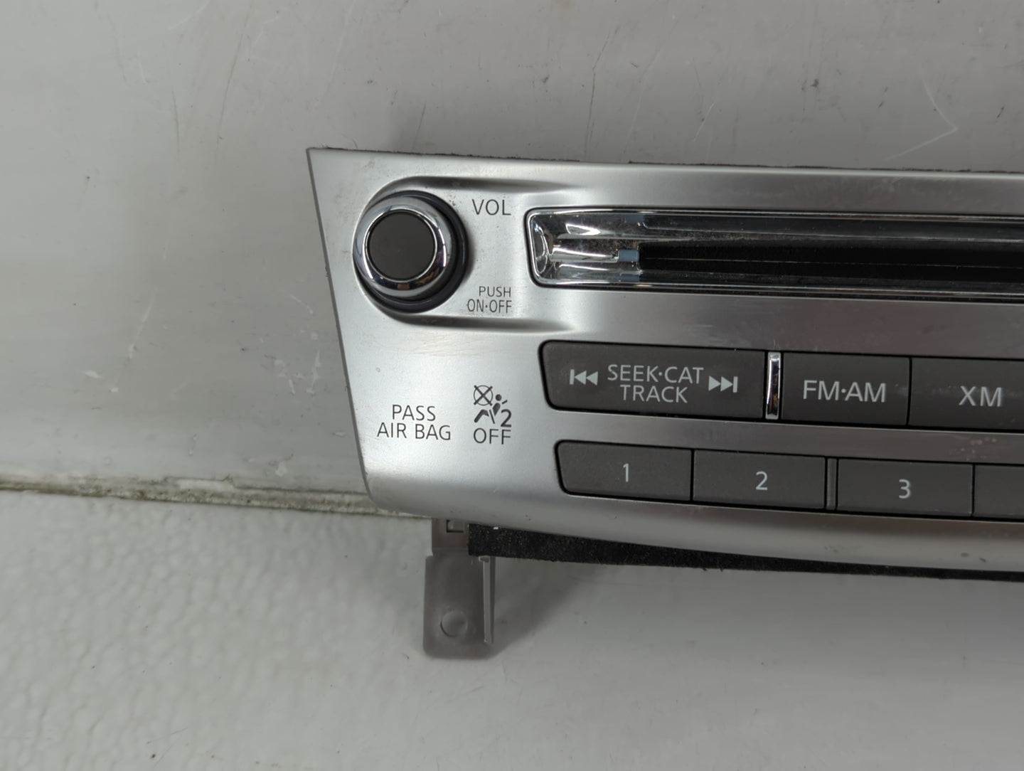 2014-2017 Infiniti Q70 Radio Control Panel - Oemusedautoparts1.com