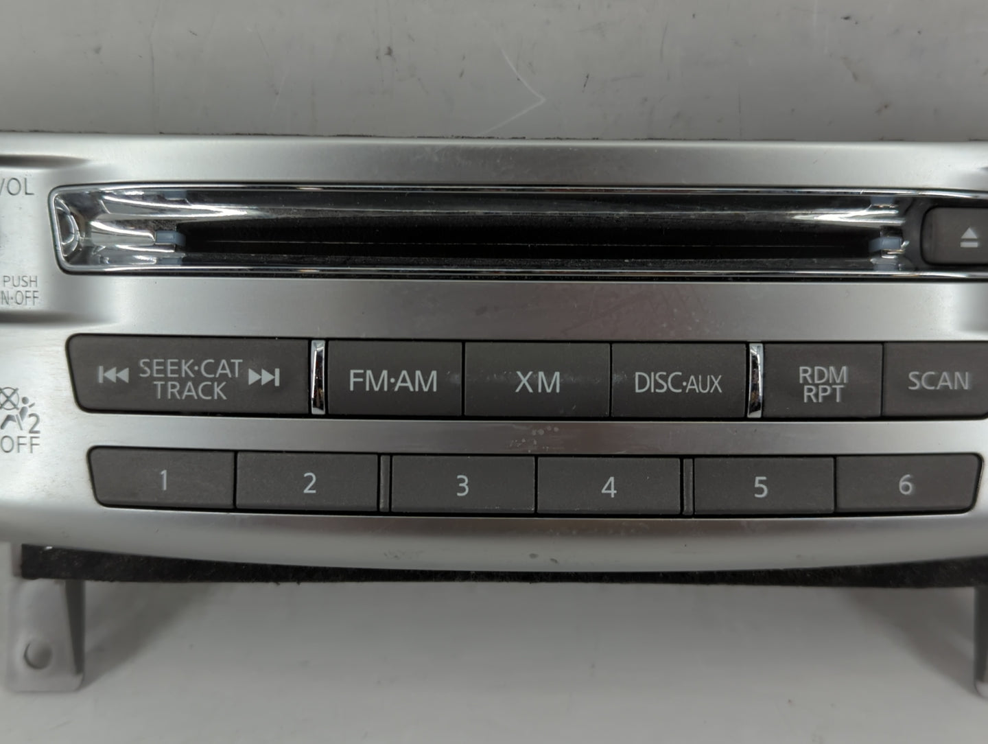 2014-2017 Infiniti Q70 Radio Control Panel - Oemusedautoparts1.com