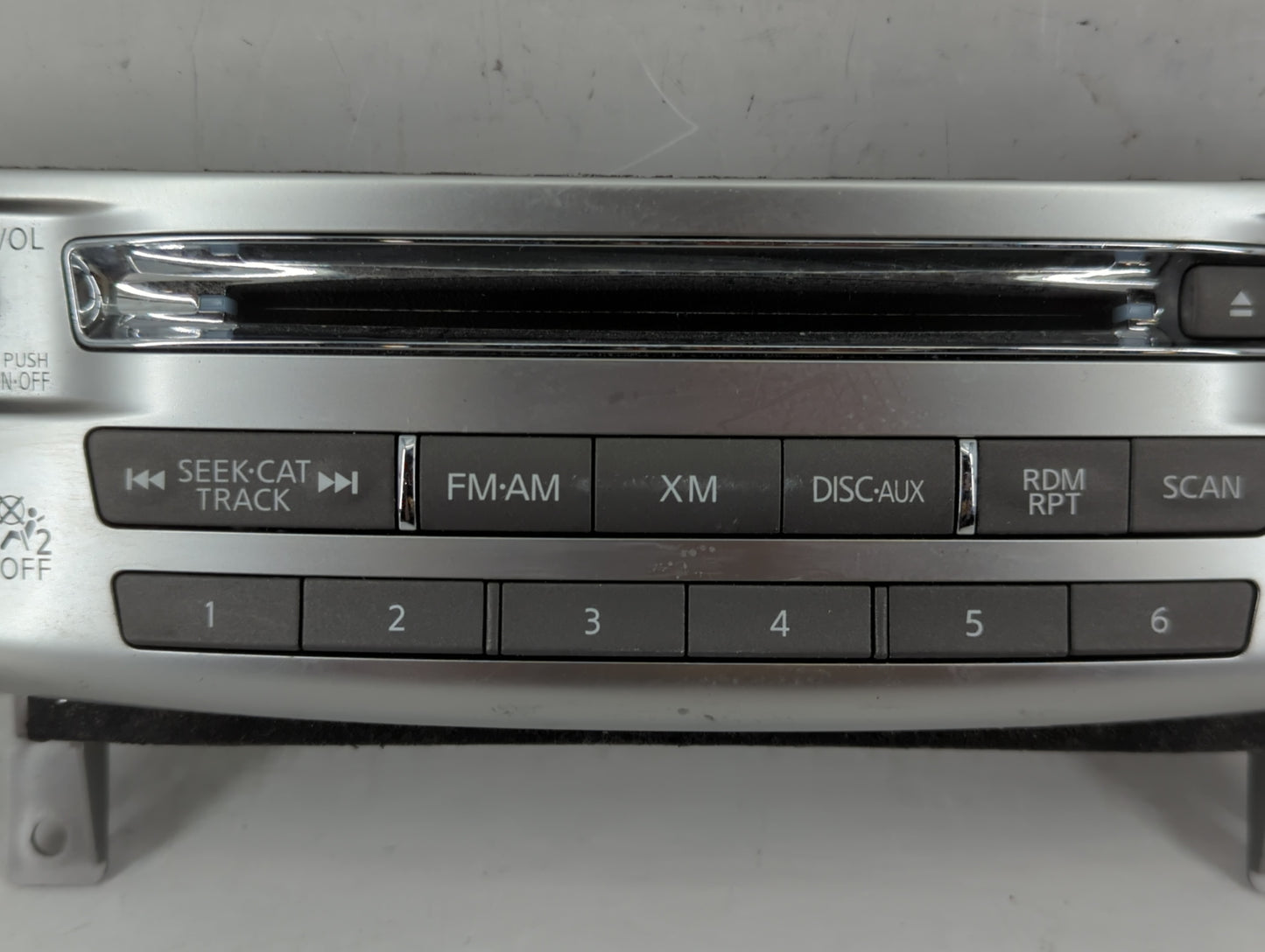 2014-2017 Infiniti Q70 Radio Control Panel - Oemusedautoparts1.com