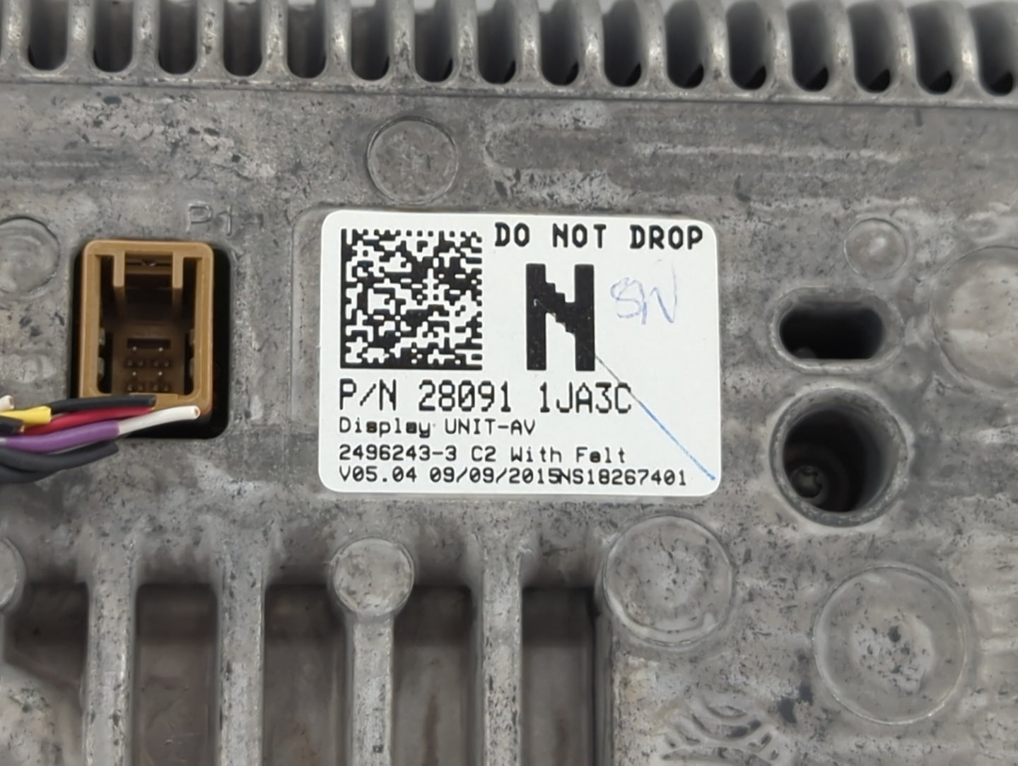2014-2017 Infiniti Q70 Information Display Screen - Oemusedautoparts1.com