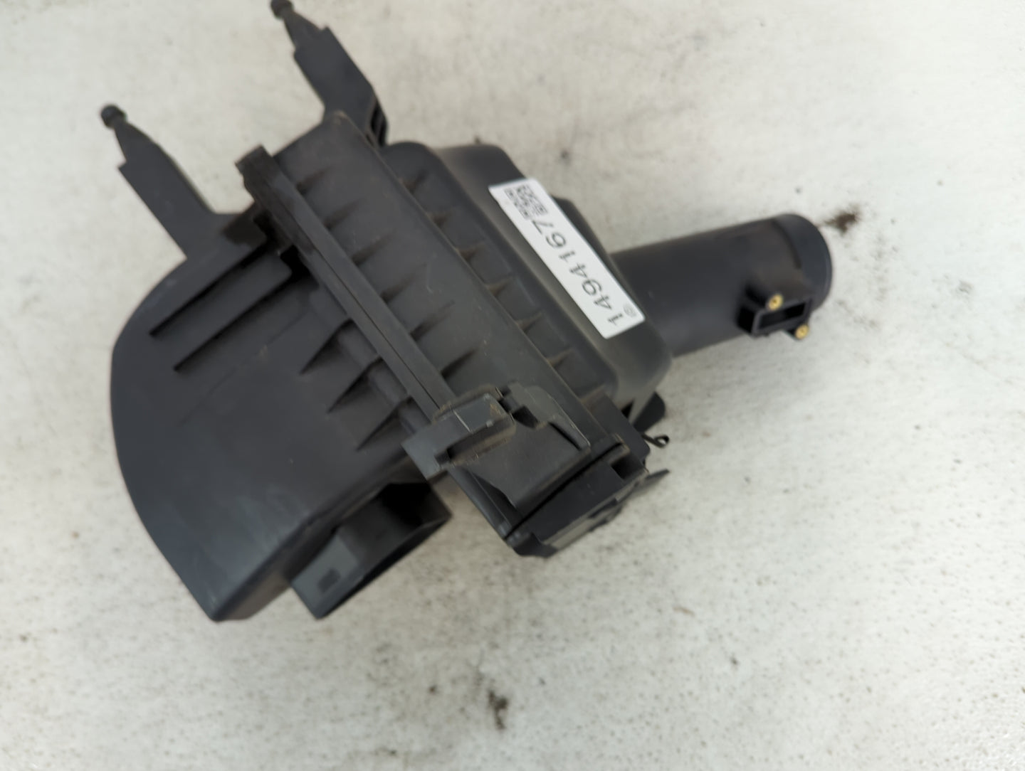 2014-2019 Infiniti Q70 Air Cleaner Intake-duct Hose Tube - Oemusedautoparts1.com