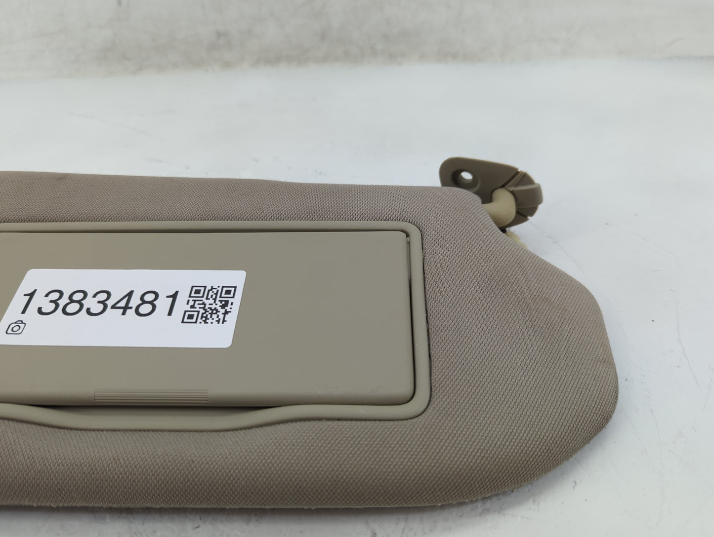 2014-2017 Infiniti Qx50 Sun Visor Shade Replacement Passenger Right Mirror Fits OEM Used Auto Parts - Oemusedautoparts1.com