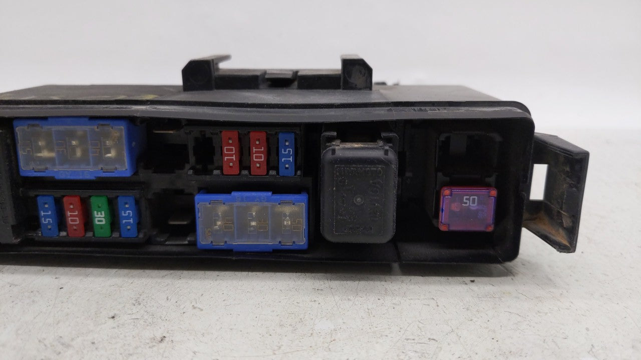 2014-2017 Infiniti Qx50 Fusebox Fuse Box Panel Relay Module Fits Fits 2013 2014 2015 2016 2017 OEM Used Auto Parts - Oemused